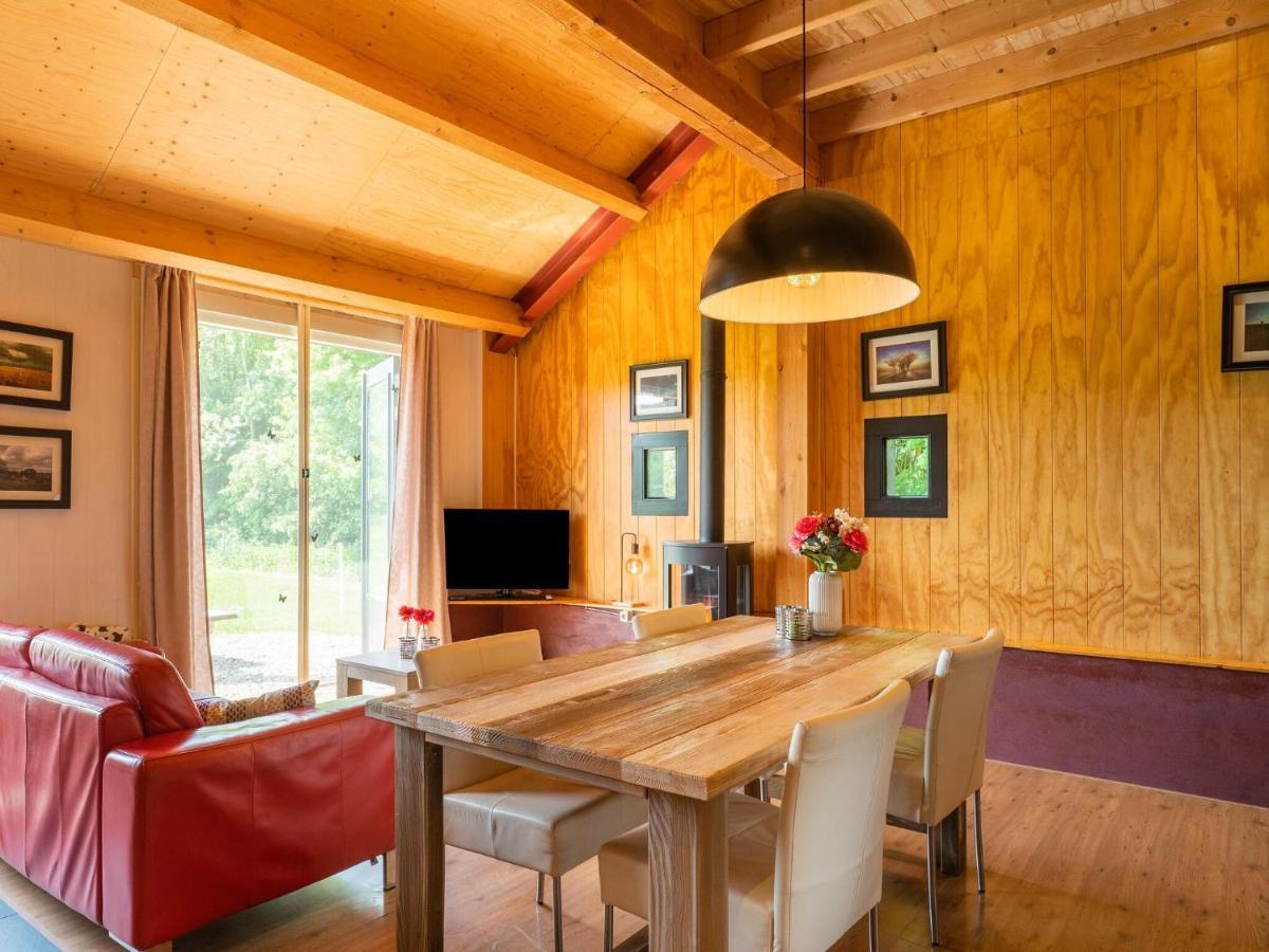 A Lovely Cottage On The Dwingelderveld Nature Park Beilen Екстериор снимка